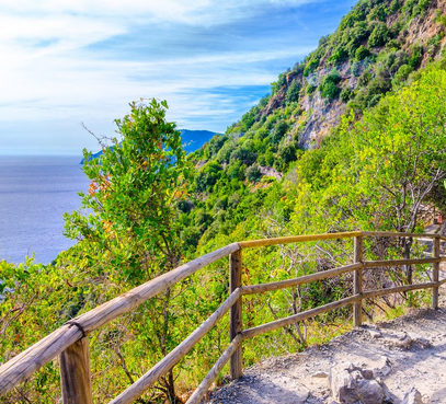 Cinque Terre Hiking Guide